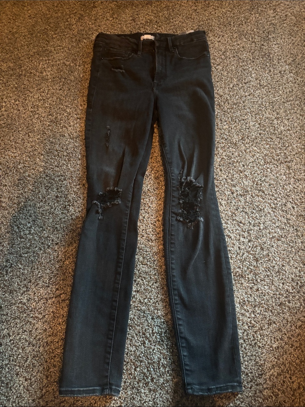 Good American Black Distressed Women's Jeans - Slim Fit (Size 4/27)